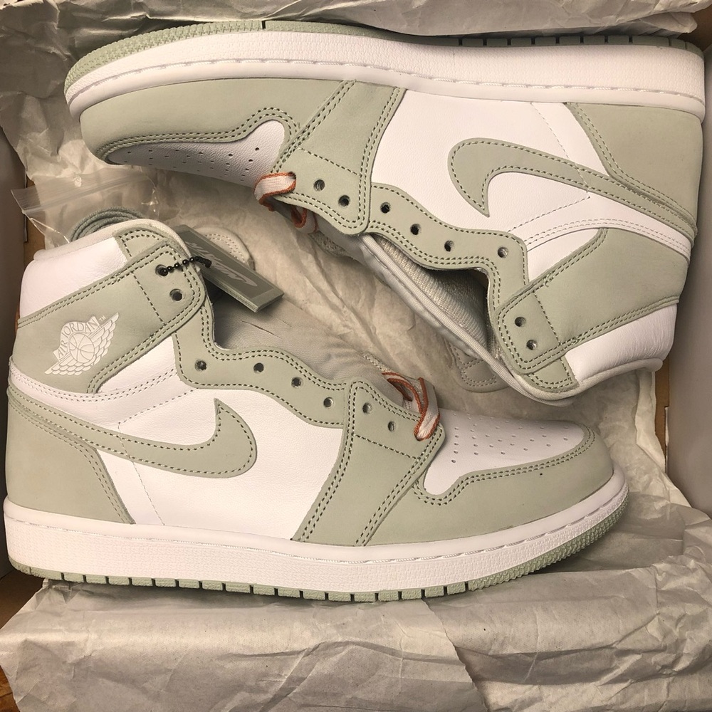 Nike Air Jordan 1 High OG - Seafoam Green